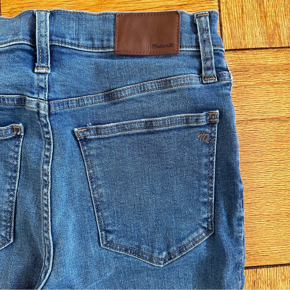NWOT Madewell Button-front Mid-rise Skinny Jean - Picture 8 of 13
